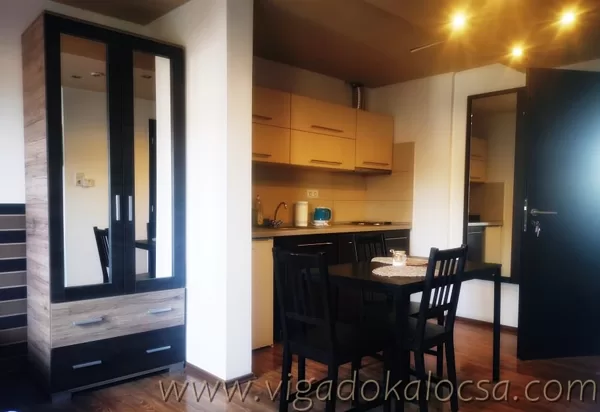 Apartman / emeleti / fürdőszobával, konyhával / 3 személyes