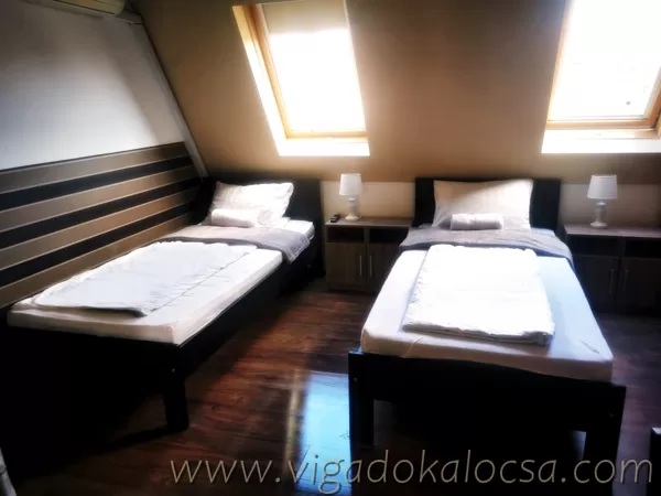 Apartman / emeleti / fürdőszobával, konyhával / 3 személyes